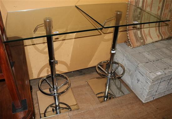 2 glass top table